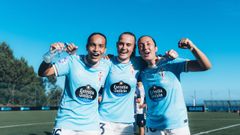 Nara Fern�ndez, Aitana S�nchez y Tati Cruz, celebrando el triunfo de As Celtas ante el Avil�s.