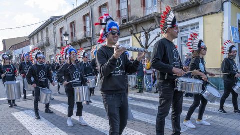 Tamborrada durante el desfile por las calles de Pantn