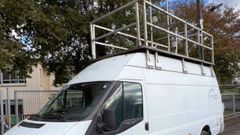 La unidad mvil instalada por la Xunta en Nadela