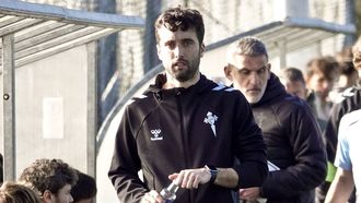 Alberto Su&aacute;rez, nun partido do Celta Xuvenil A esta tempada na Madroa.