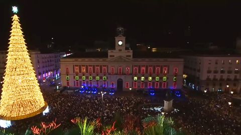 Puerta del Sol de Madrid en la noche de Fin de Ao