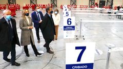 Feijoo visita el �rea de cribado del Ifevi