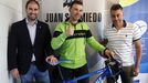 Juan Sin Miedo, en el centro de la fotograf�a
