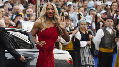 La tenista estadounidense Serena Williams a su llegada a la ceremonia de entrega de los Premios Princesa de Asturias, este viernes en el Teatro Campoamor de Oviedo.