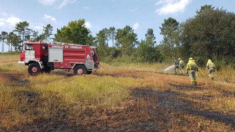 En la imagen el Pegaso O Exipcio, de 1995, que continúa realizando labores de extinción de incendios en Bergantiños.