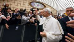 El papa Len XIV pide la liberacin de los periodistas encarcelado en su primera audiencia con los medios