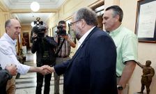 Orozco habl� con hosteleros y el representante de las asociaciones de vecinos. 