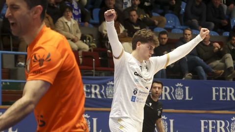 Gonzalo Santa Cruz, jugador de A Coru&ntilde;a que&nbsp; juega en O Parrulo Ferrol