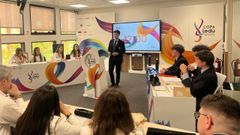Copa LEDU de debate universitario, con el equipo ganador del certamen de la Fundaci�n Barri�