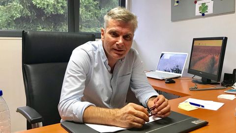 J. �ngel Men�ndez D�az