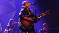 Eva Amaral durante un concierto en O Burgo