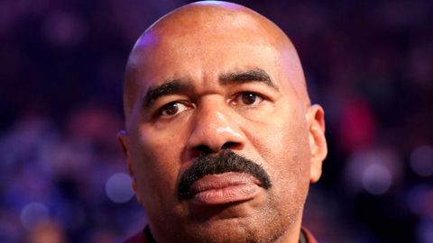 El famoso conductor Steve Harvey