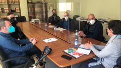 Reuni�n en Xinzo entre representantes del Concello  y de Cogami