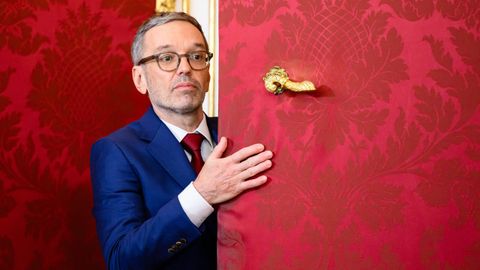 El l�der del FP�, Herbert Kickl, 