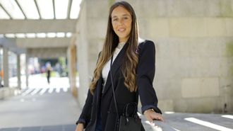 Beatriz Espina abandon� Ceuta junto a su hija despu�s de 7 a�os residiendo all�