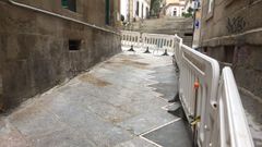 Aspecto de la r�a das Burgas, que ha sido levantada en varias ocasiones en los �ltimos meses para diversas actuaciones