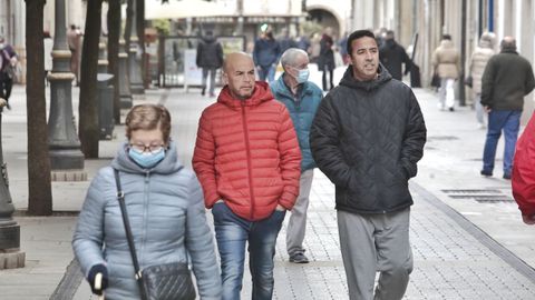 Primer da sin mascarillas en la calle en Lugo