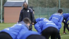 Seedorf, durante un entrenamiento del Deportivo