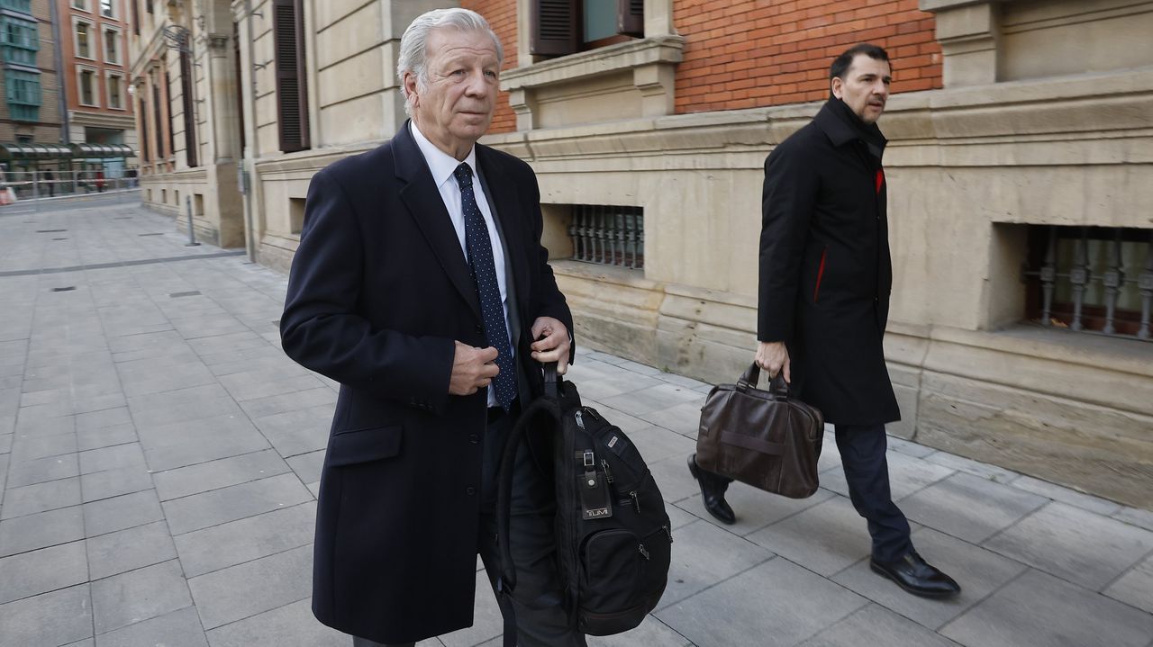 El presidente de Acciona vuelve a ignorar la citación de la comisión sobre el caso Koldo en Navarra