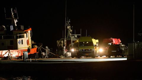 Varias ambulancias recogen a los heridos en la colisi�n.