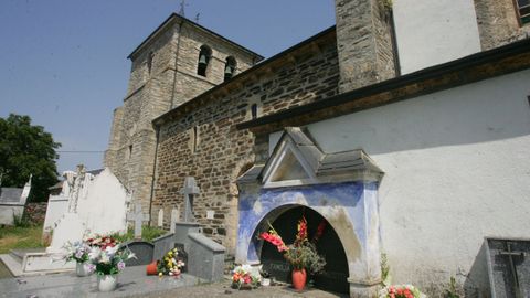 Iglesia de Doncos, en As Nogais