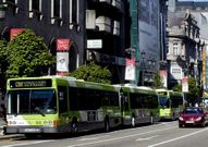 Vitrasa quiere evitar que coincidan muchos autobuses urbanos en la misma parada.