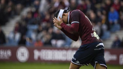 Luisao lamenta una ocasi�n marrada.