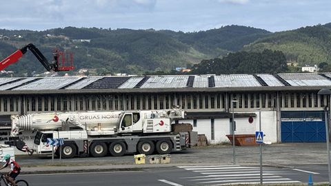 Obras de la nueva cubierta del estadio de A Malata