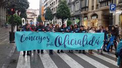 Manifestaci�n pola oficialid� del asturianu