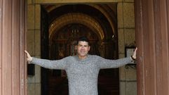 David Dosantos es sacerdote en A Lama y otras ocho parroquias y tiene 38 a�os