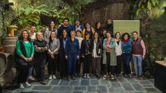 Imaxe dos participantes ao taller nas covas de Seadur