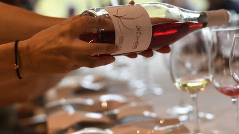 La bodega Os Cipreses tambin elabora un rosado de la variedad menca