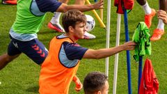 Aleix Febas, en un entrenamiento con el Celta.