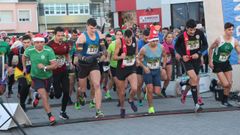 Antonio Teijido y Sara Guerrero ganan la octava edici�n de la San Silvestre de As Pontes