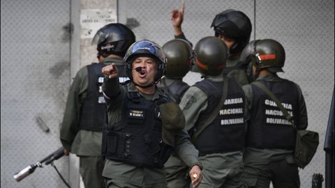 Un grupo de miembros de la Fuerza Armada Nacional Bolivariana en Cotiza