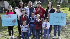 Los�Agudo-Calvelo env�an un mensaje de cari�o a su abuelo Candenio, que se recupera en Vigo del coronavirus