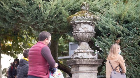 Resto del viejo cementerio de Ramón Ferreiro