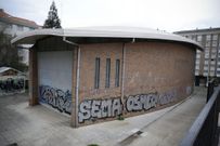 La iglesia de Nuestra Se�ora del Pilar est� rodeada de grafitis. 