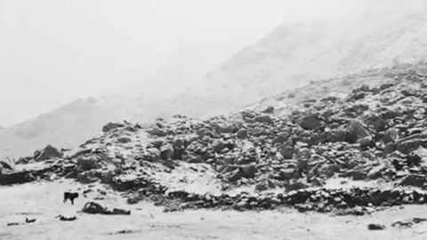 Nieve en el Refugio del Meic�n en pleno mes de junio