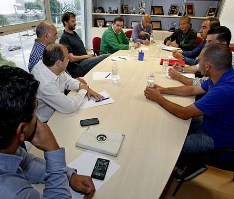 La reuni�n del consejo de administraci�n de ayer cont� con la presencia de todos sus integrantes. 