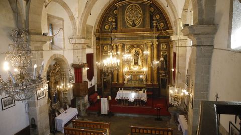 Interior da igrexa do Carme, en Lugo
