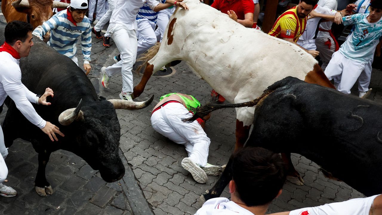 El penúltimo encierro de San Fermín deja ocho heridos, ninguno por asta
