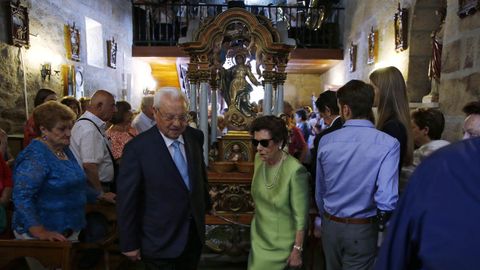 El empresario Florindo Gonzlez en la ltima ocasin en la que gan la puja para encargarse de meter la imagen de la Virgen en la iglesia