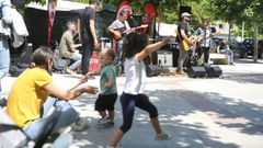 Un concierto anterior del �gora Verm�!, que mezcla terraceo y m�sica.