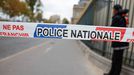Cordón de seguridad en el Louvre establecido tras el robo 