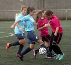 Laura, del ACDR Boiro, en el partido ante el Moledo. 
