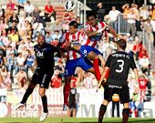 Fran Sol y �scar D�az, cabeceando al alim�n en el partido del pasado s�bado contra el Huesca.