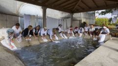 Mulleres de Vila�o, durante a s�a representaci�n este s�bado