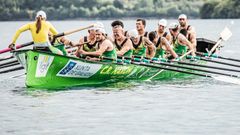 Club de Remo de Nar�n en la I Bandeira Concello de As Pontes.