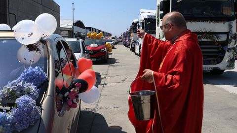 Misa de San Cristobal en la capilla de San Bartolom de Rianxo   bendicion de vehiculos y  procesin